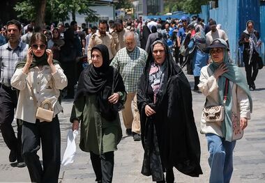 سایه جنگ بر بازار لباس عید/ وقتی فروشگاه‌ها باز هستند اما خریدار نیست