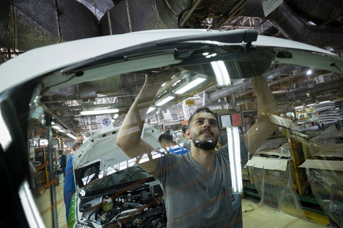 نه بانک‌ها به خودروسازان