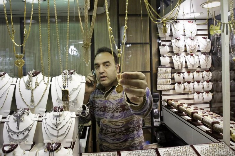 قیمت طلا امروز سه‌شنبه 19 تیر 1403/ تداوم سقوط آزاد