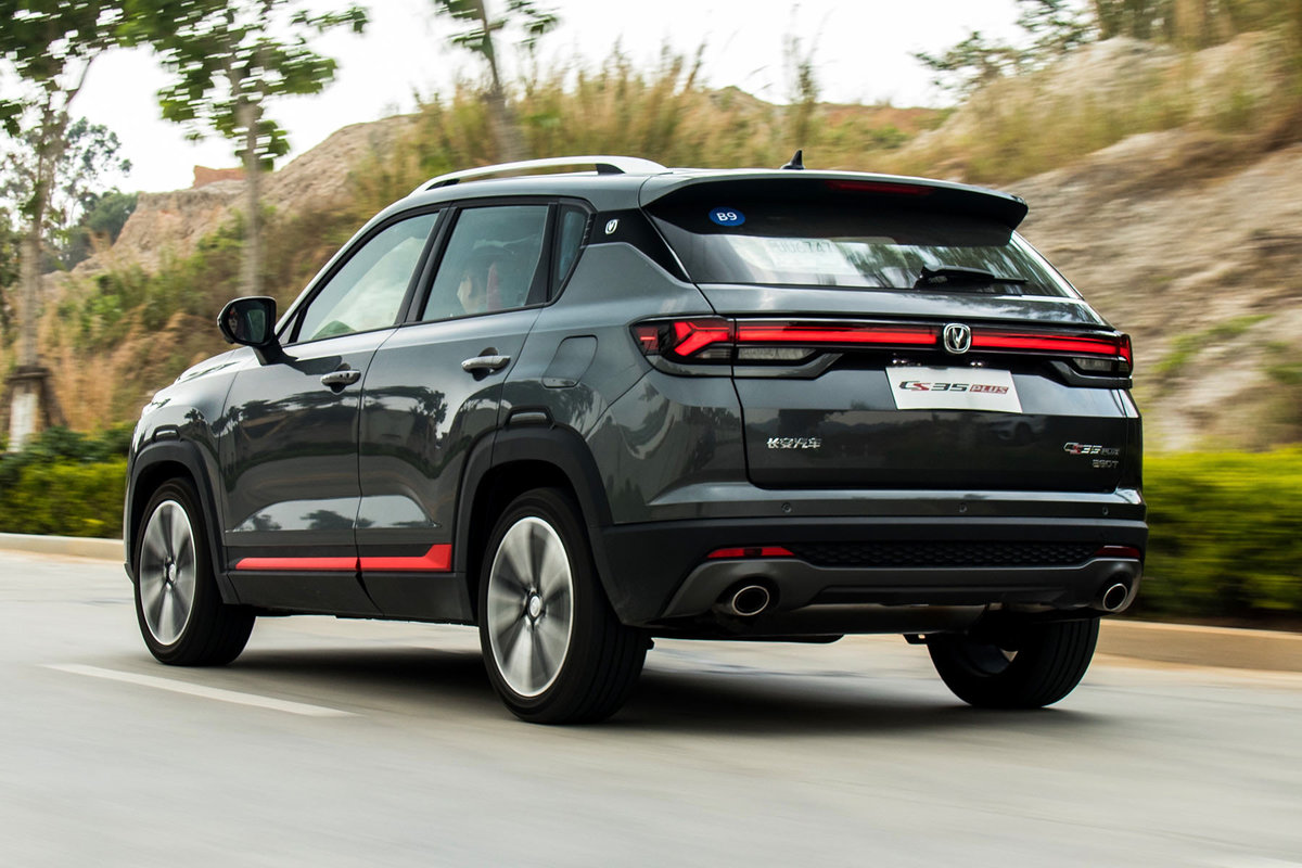 مقایسه ری‌را و چانگان CS35 پلاس/ نبرد شاسی‌بلند‌های ایران خودرو و سایپا