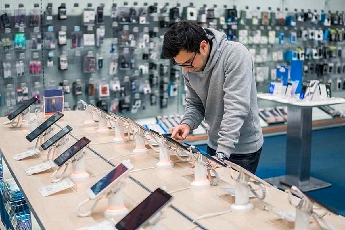 راهنمای خرید موبایل برای تمام بودجهها؛ از A15 تا آیفون 13