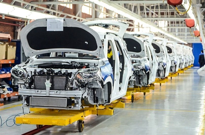 پشت پرده نقشه ایران‌خودرو برای بازار خودرو