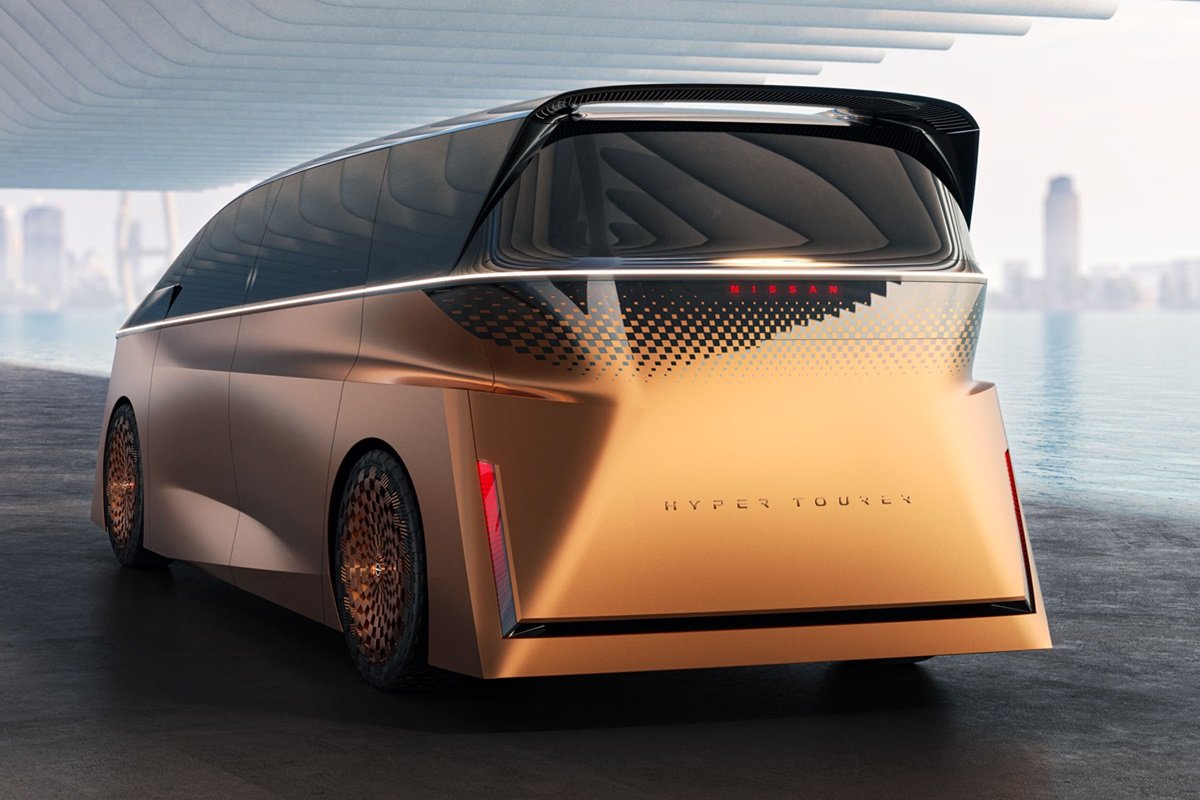 (ببینید) رونمایی از نیسان جدید با قوری چای و صندلی معلق!