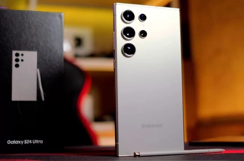 مقایسه S25 اولترا و S24 اولترا؛ برگ برنده دست کدام پرچمدار است؟