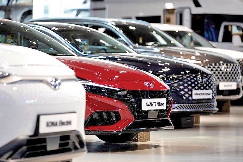 مقایسه معنادار قیمت خودرو وارداتی در ایران و امارات‌