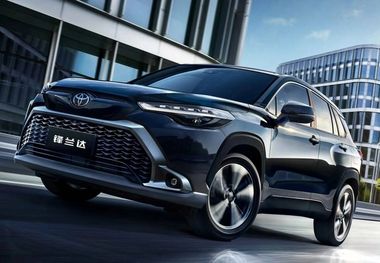 چرا تویوتا فرانت‌لندر ۶.۷ میلیارد فروخته می‌شود؟