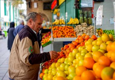 قیمت میوه در میادین تره‌بار امروز یکشنبه ۱۹ فروردین ۱۴۰۳ 