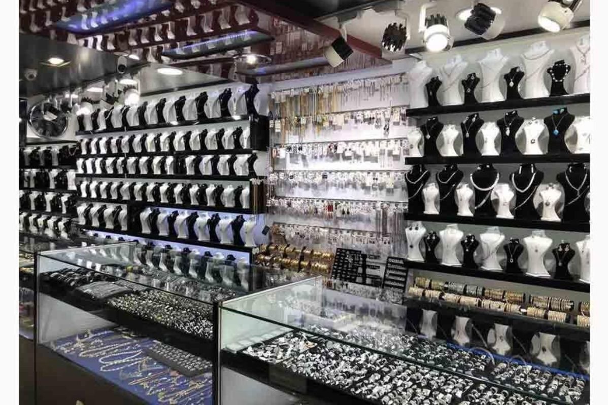 قیمت نقره امروز سه شنبه ۱۶ مرداد کاهش پیدا کرد