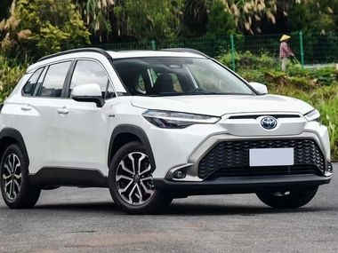 فرق تویوتا کرولا کراس و تویوتا فرانتلندر هیبرید چیست؟