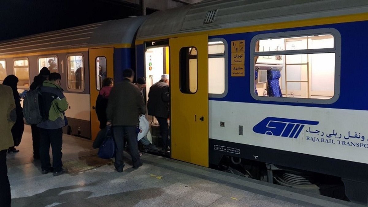 پیش فروش بلیت قطار‌ها شروع نشده تمام شد!