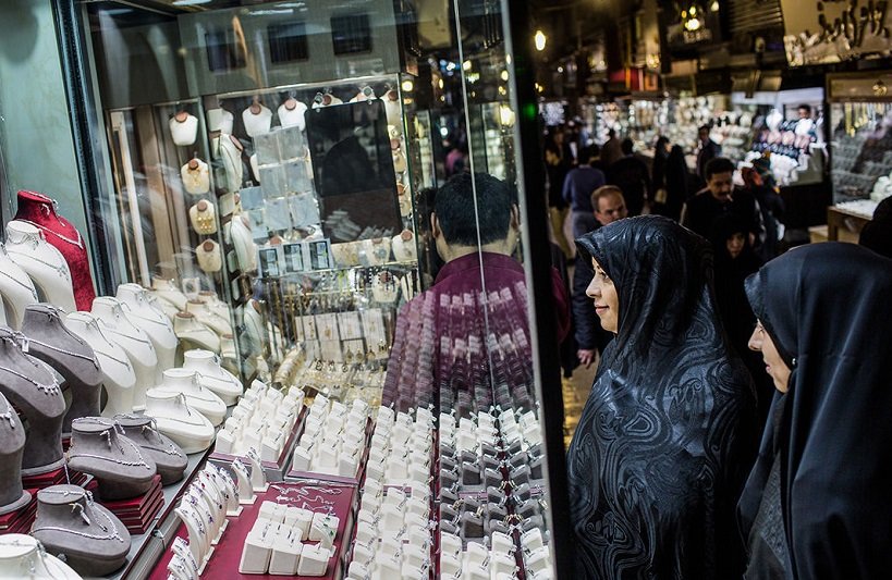 قیمت طلا امروز چهارشنبه ۲۸ آبان؛ بازار از مرز حساس عقب رفت