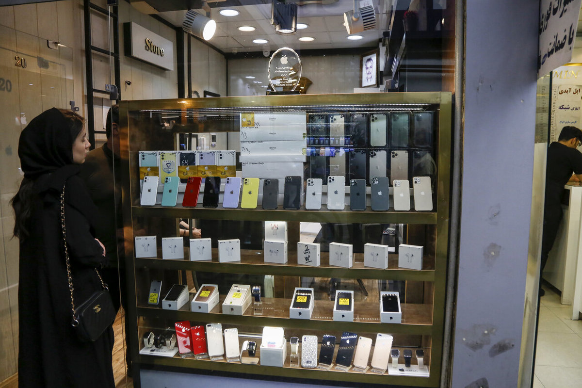 قیمت آیفون امروز سه‌شنبه 2 مرداد 1403/ کف قیمت آیفون در ایران