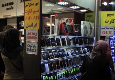 قیمت موبایل کاهشی می‌شود