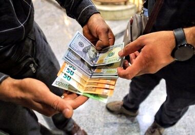 قیمت دلار و یورو امروز 27 شهریور/ تداوم پیشروی دلار خدماتی