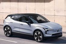 ولوو EX۳۰ برقی؛ کوچک اما گران