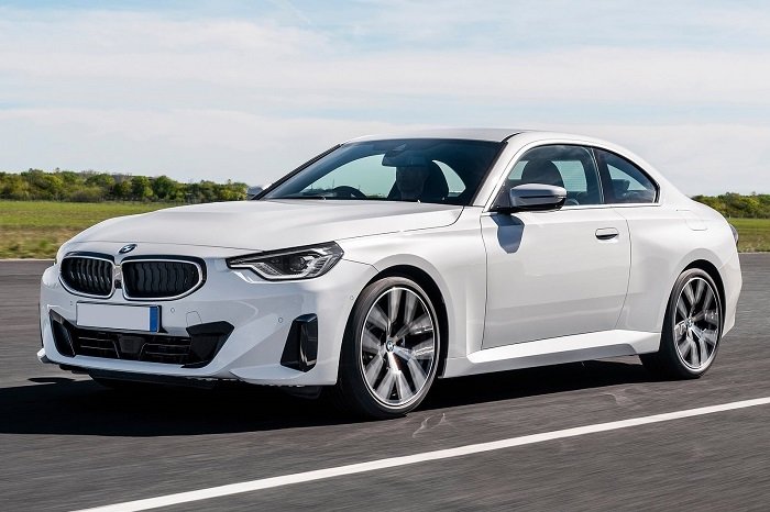 بی‌ام‌و سری 2؛ سدان اسپرت باواریایی رونمایی شد