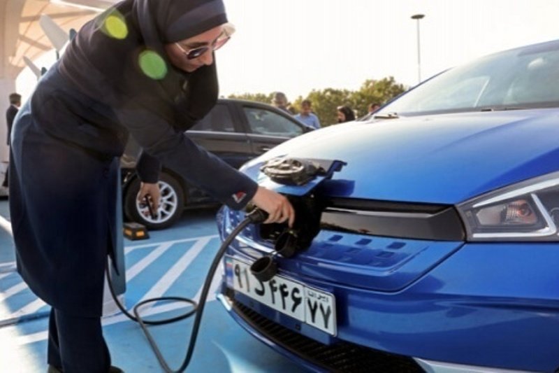 آیا تاکسی‌‌های برقی تهران یارانه می‌گیرند؟