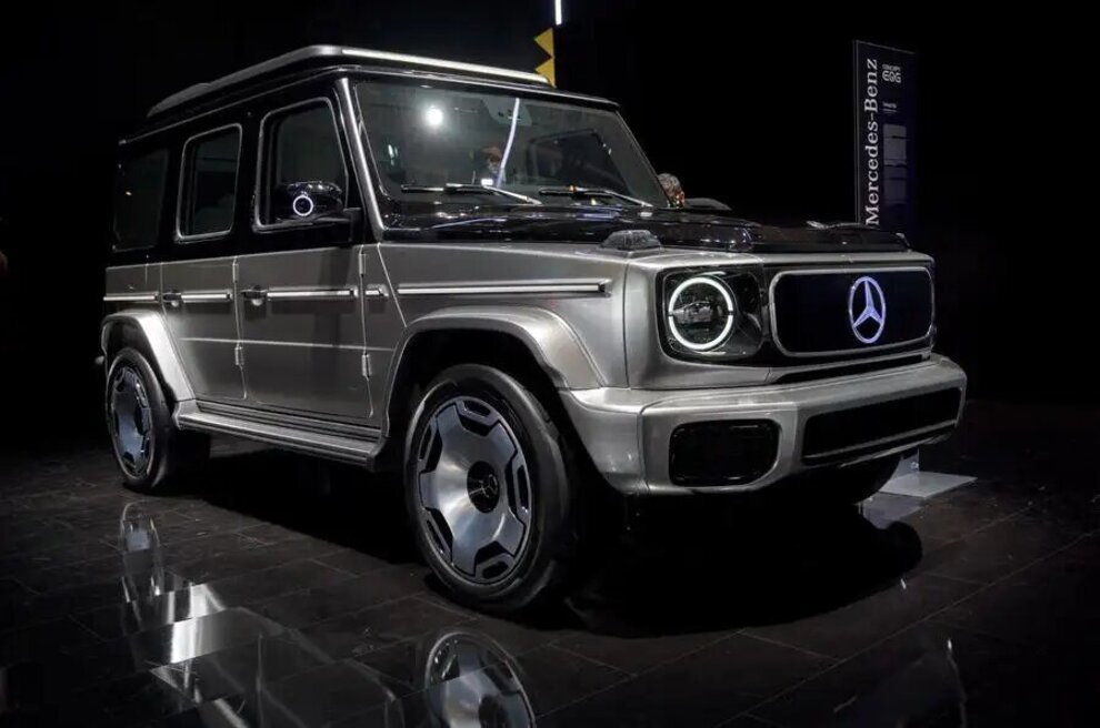 مرسدس بنز در باتلاق خودرو برقی!