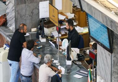 ترمز دولت بر سرعت بانک‌های زیان‌ده