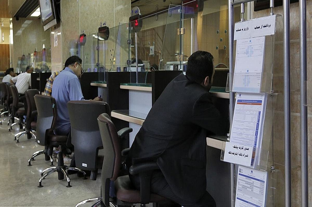 همتی کاهش سود بانکی را تایید کرد