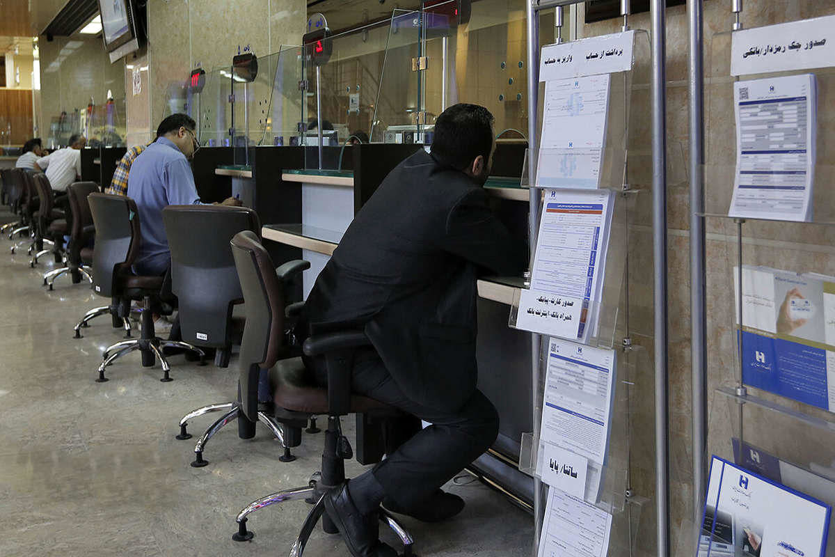 وام کارگشا؛ تسهیلات 300 میلیون بدون ضامن و با سود چهار درصد