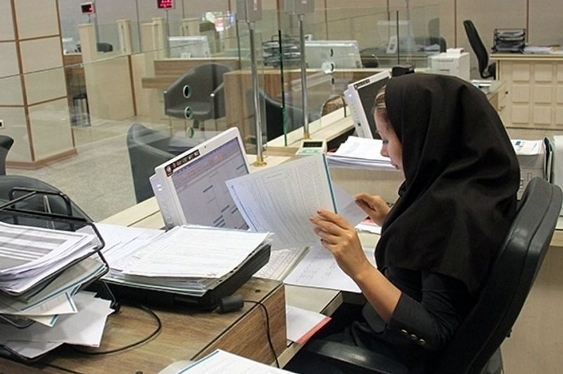 انتقاد نماینده از عملکرد بانکها؛ کوتاهی بانکها در پرداخت تسهیلات