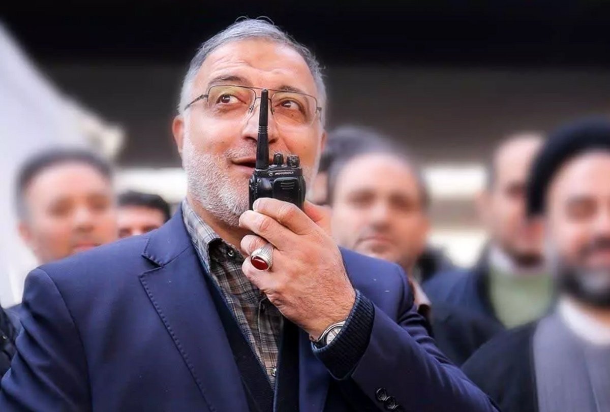 پرزنت فوقالعاده تراموا به روایت زاکانی!