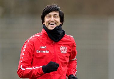 اسرار قرارداد هزار میلیاردی سردار آزمون در امارات