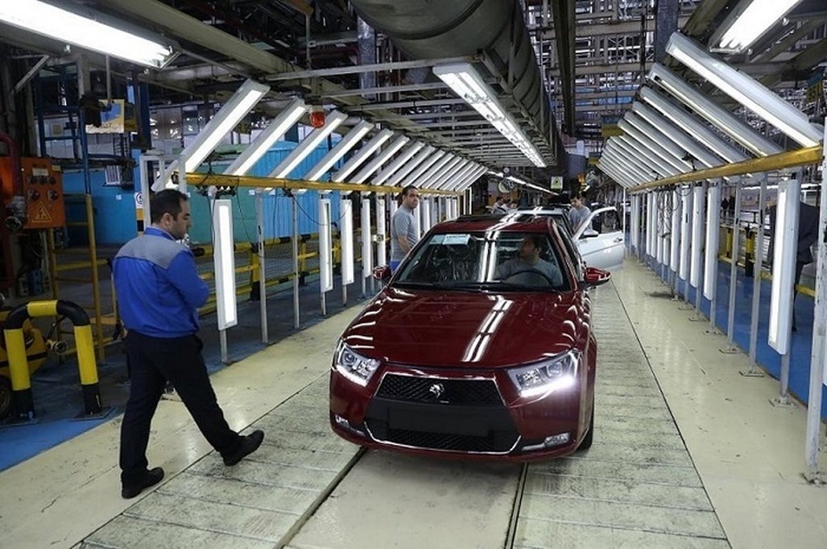 قیمت روز محصولات ایران‌خودرو شنبه ۲۱ تیر/ دنا پلاس چند؟