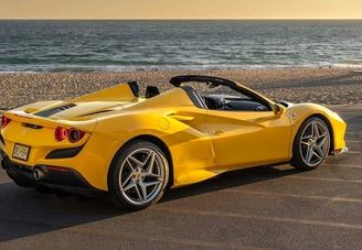 فراری F8 با قیمت 18 میلیارد وارد ایران شد (فیلم)