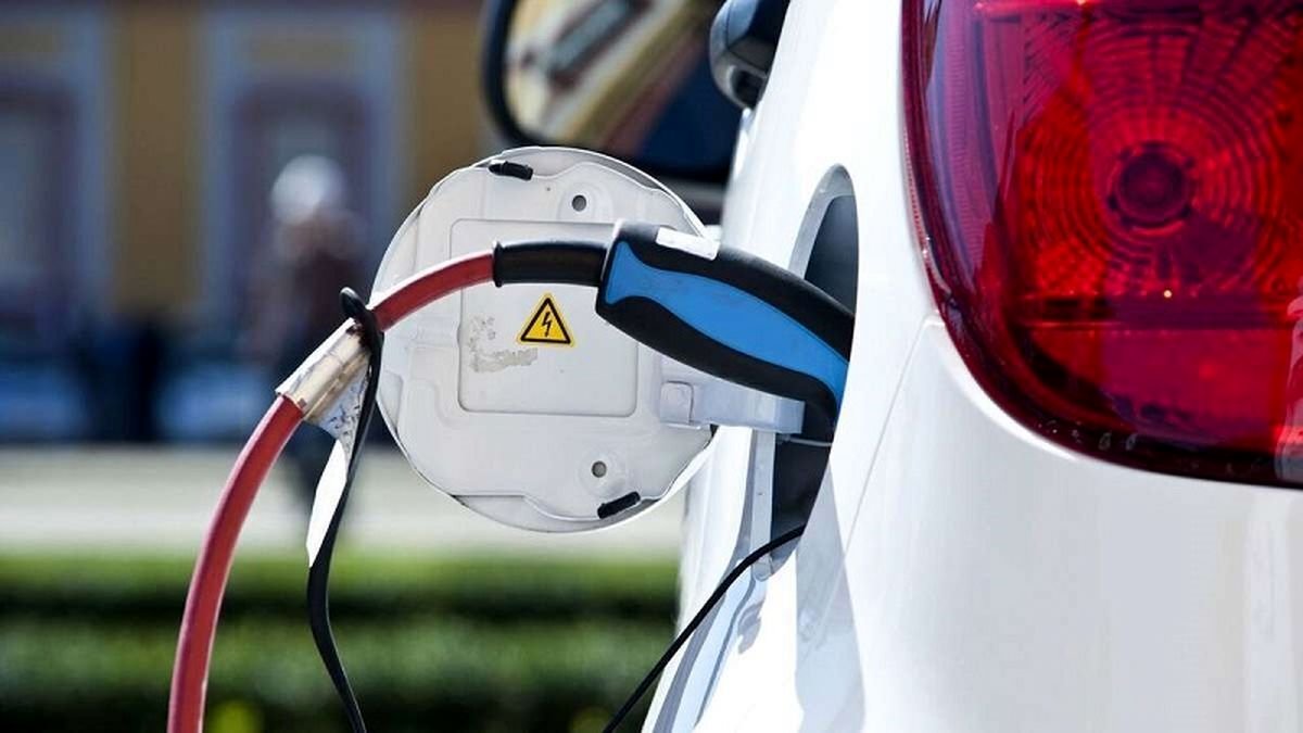 ثبتنام خودروهای برقی چه کسانی باطل میشود؟