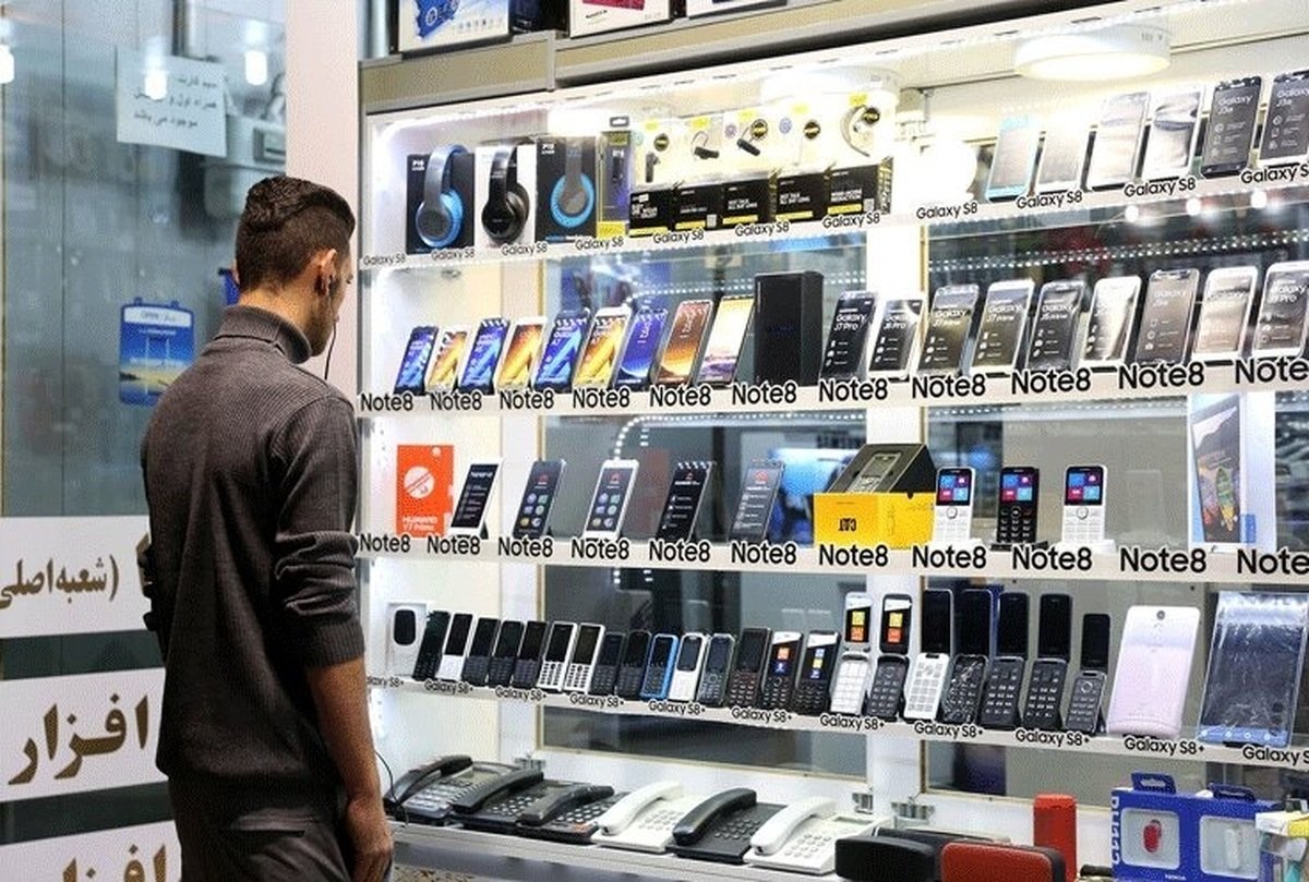 قیمت گوشی سامسونگ، شیائومی و آیفون امروز یکشنبه 18 خرداد/ پرفروش‌ترین میانرده چینی چند؟