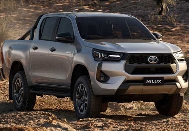 تویوتا هایلوکس ۲۰۲۶ در ایران چقدر فروخته می‌شود؟