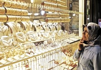 قیمت طلا امروز یکشنبه ۱۸ آبان؛ بازار در پایین‌ترین سطح ماهانه