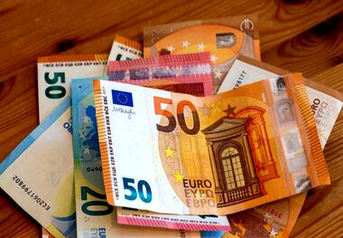 قیمت یورو امروز 30 فروردین 1403