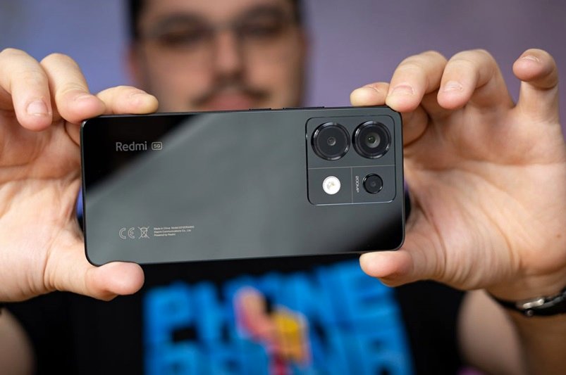 قیمت گوشی سامسونگ، شیائومی و آیفون امروز دوشنبه 21 مهر 1404/ محبوب‌ترین میانرده چینی چند؟