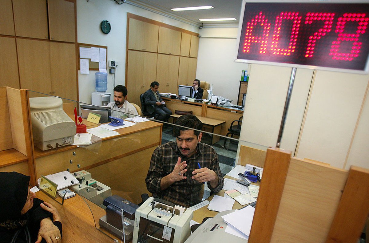 محدودیت جدید بانک مرکزی؛ پرداخت وام اشتغال به این افراد ممنوع شد! 