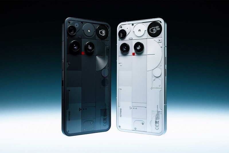 برگ برنده ناتینگ فون 3 در برابر سامسونگ