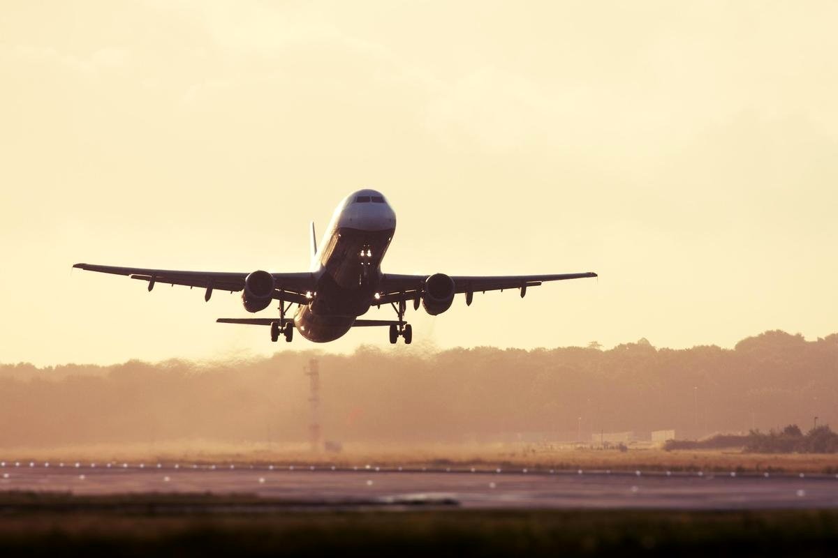 قیمت بلیت هواپیما چگونه محاسبه میشود؟