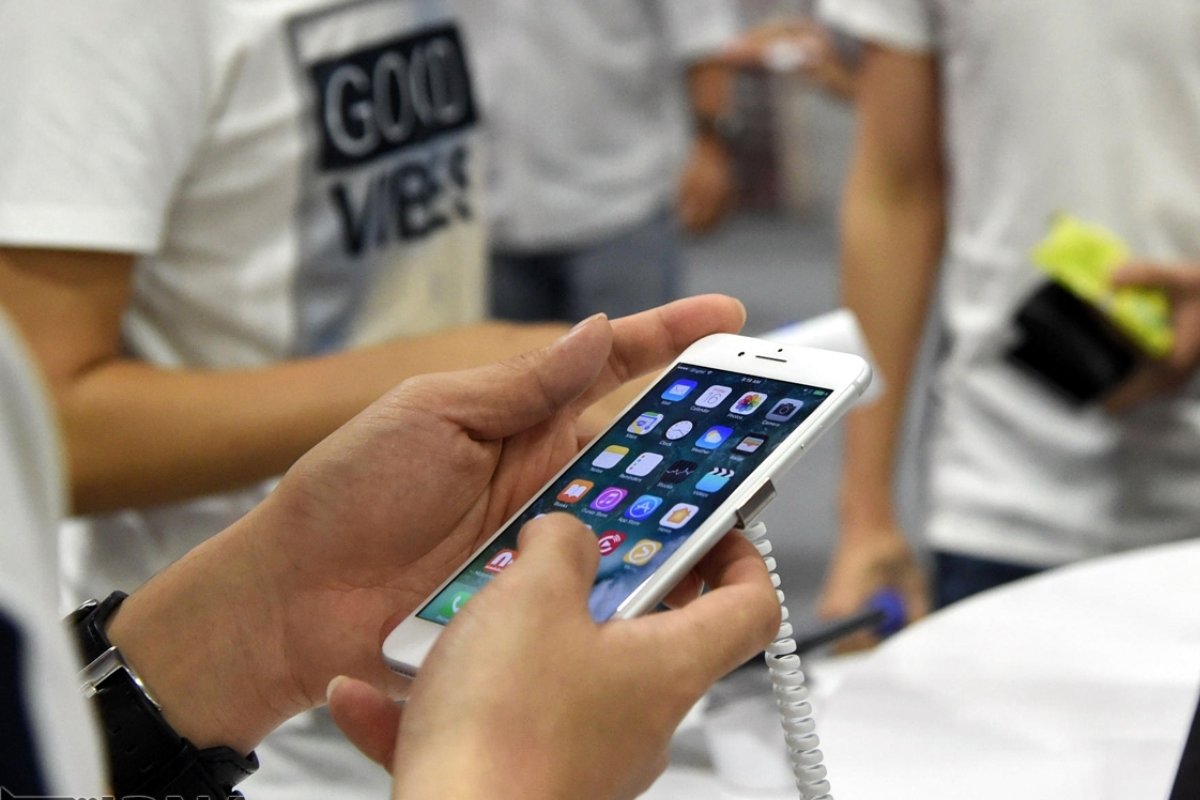 واردات آیفون باعث افزایش قیمت میوه شد!