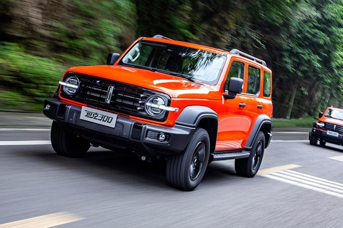 نمایش تانک 300 در تهران؛ جایگزین پاترول و جیپ وارد بازار می‌شود