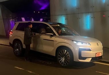 Denza N9؛ شاسی‌بلند برقی بی‌وای‌دی رونمایی شد