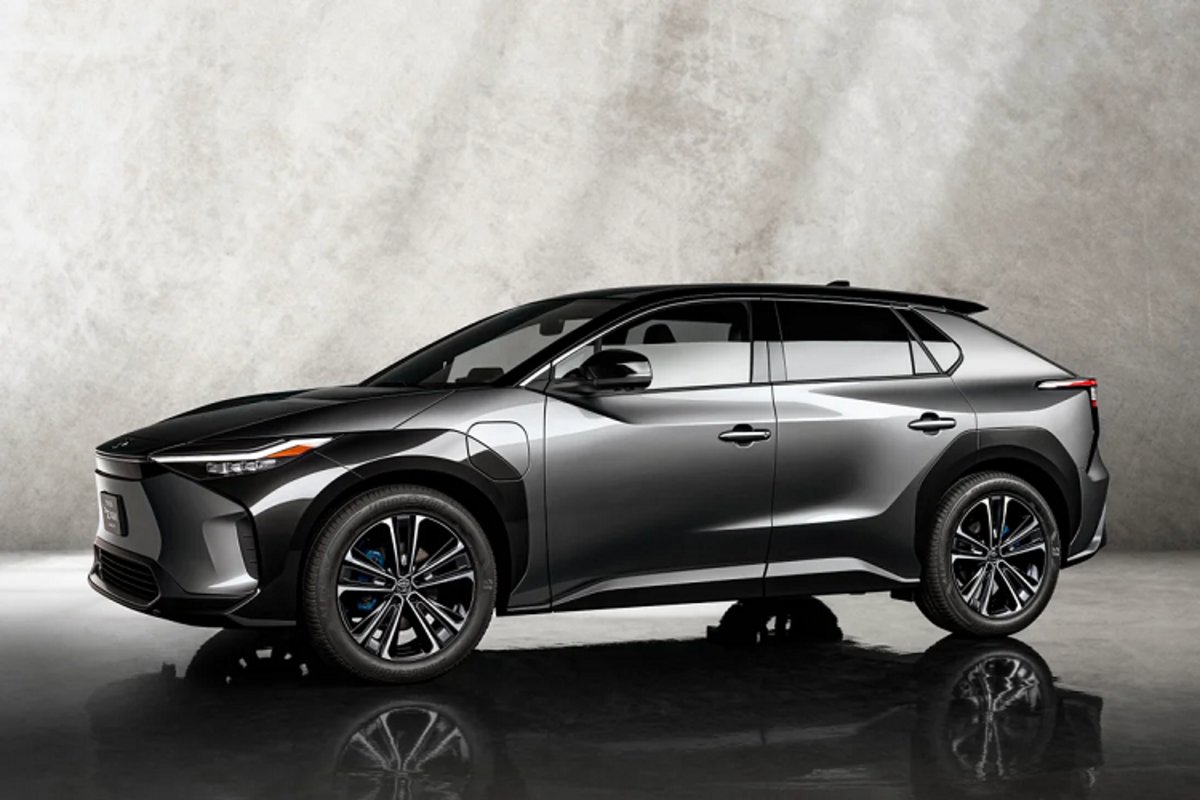 تویوتا BZ4X؛ شاسیبلند برقی جدید بازار ایران