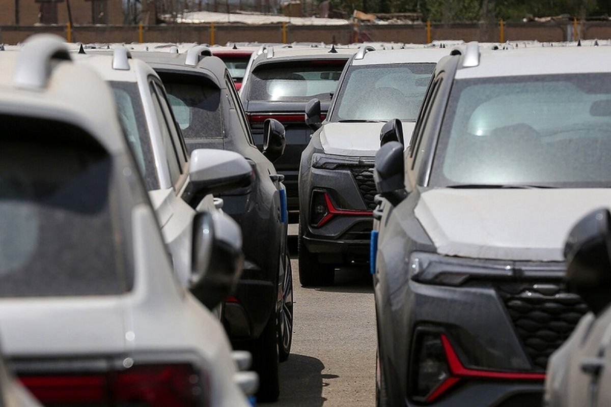 تکلیف عرضه خودرو در بورس روشن شد