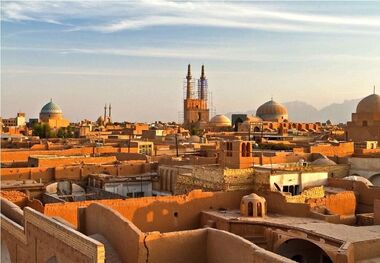 هزینه سه شب اقامت در یزد چقدر است؟