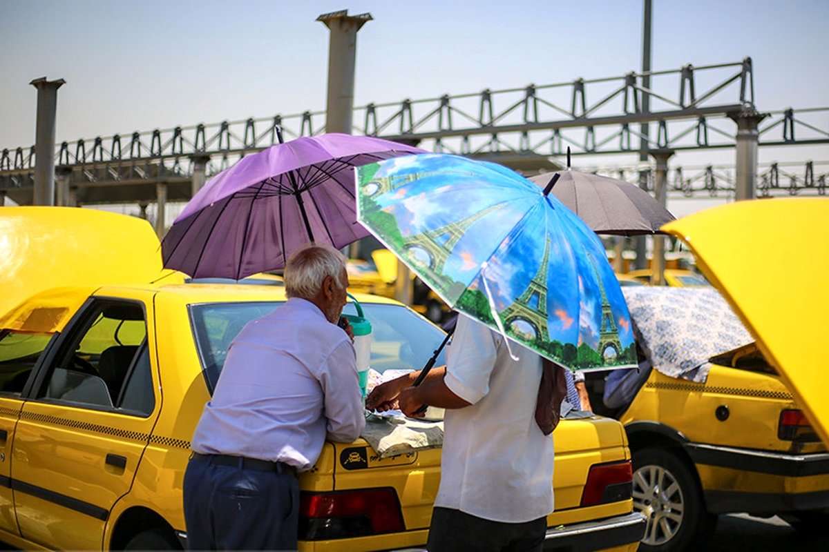 راهکار ساده برای کاهش هوای داغ خودرو در تابستان/ بدون کولر خنک شوید