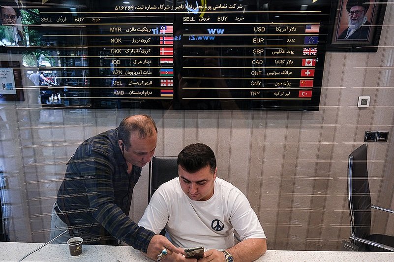 پشت‌پرده عجیب ارز ترجیحی؛ حمایت از فقرا یا هدیه به ثروتمندان؟ 