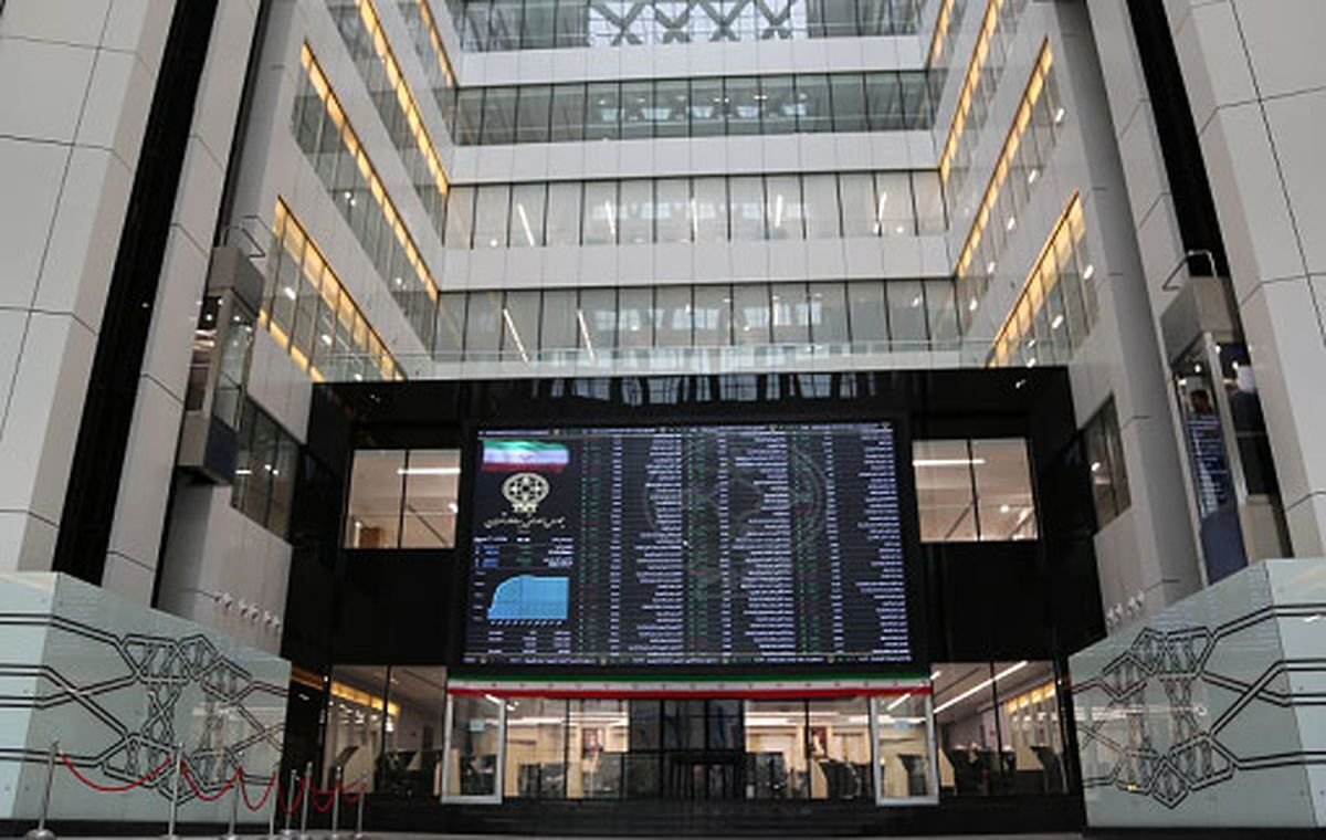 رشد 3 هزار و 299 واحدی شاخص کل بورس