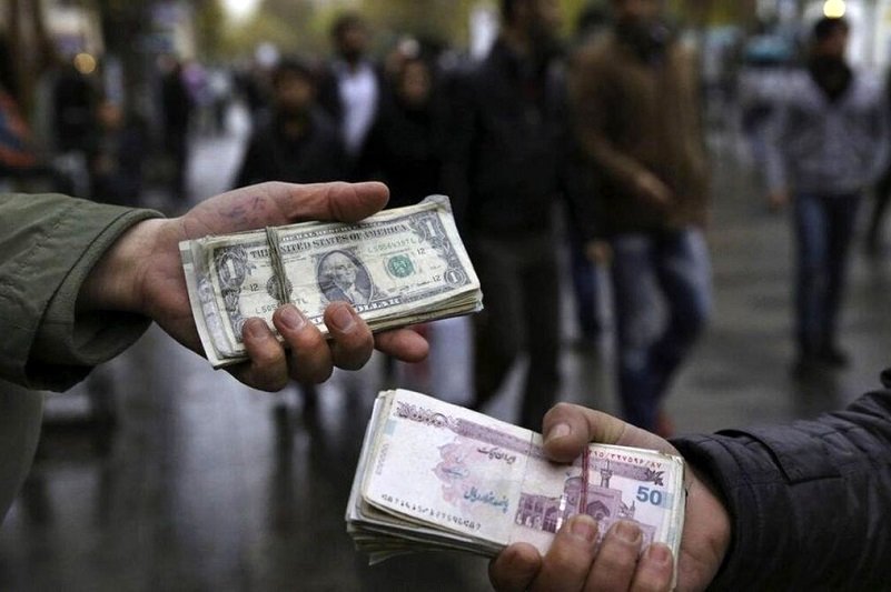 قیمت دلار امروز دوشنبه 21 خرداد 1403/ سود 23 درصدی مسافران خارجی