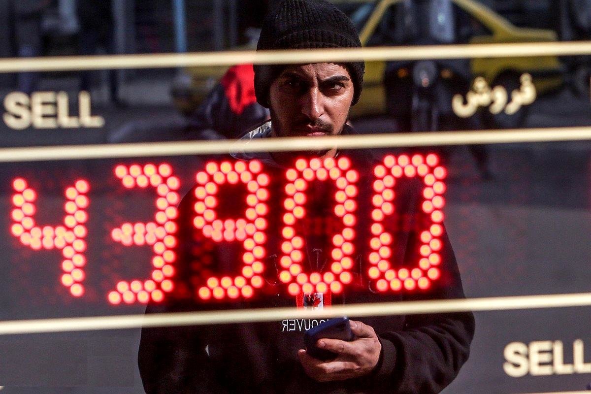 قیمت دلار امروز جمعه ۲۱ شهریور ۱۴۰۴